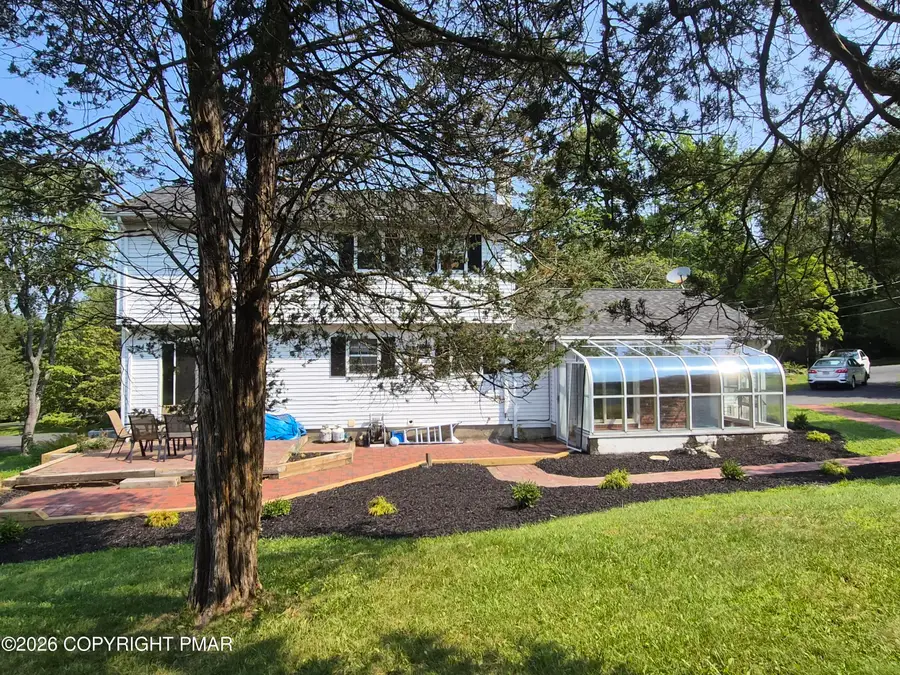 16 Spring Lake Drive, East Stroudsburg, PA 18301 - #2