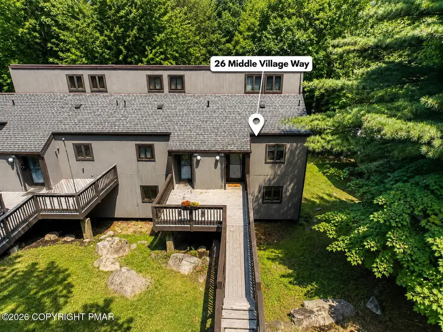 26 Middle Village Way, Tannersville, PA 18372 - #3