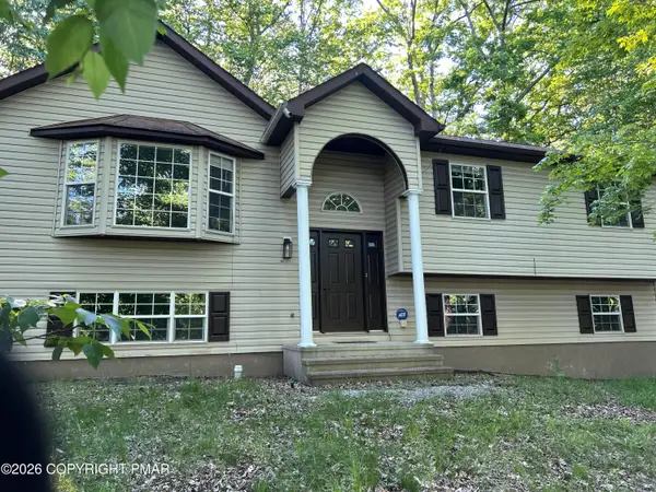 1147 Hunters Woods Drive, East Stroudsburg, PA 18301