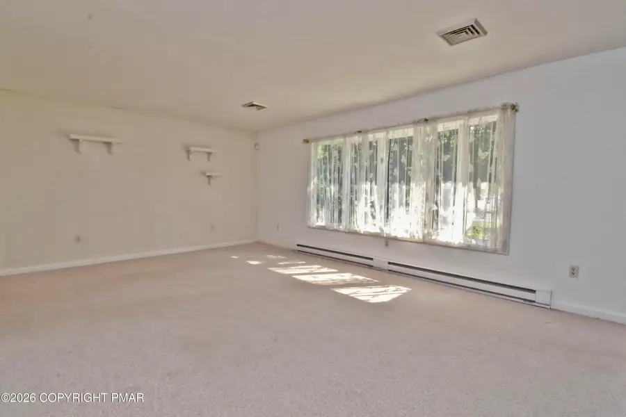 3215 Sunrise Drive, Stroudsburg, PA 18360 - #2