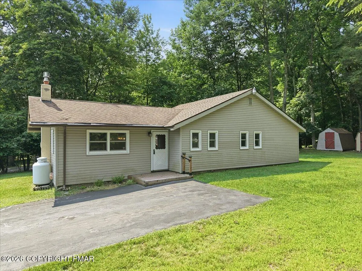 118 Wild Cherry Road, East Stroudsburg, PA 18301 - #1
