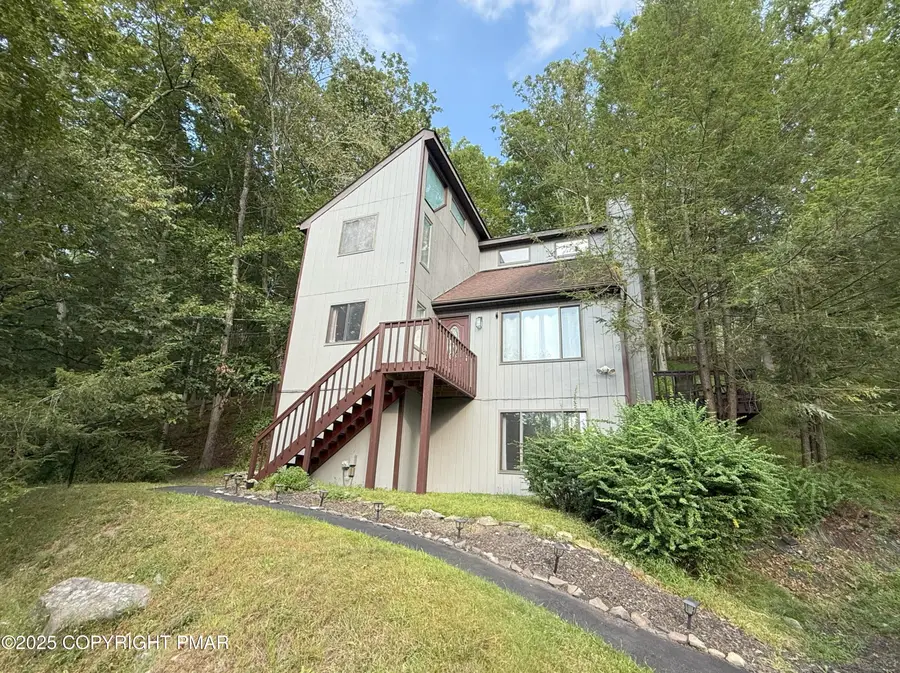 6271 Decker Road, Bushkill, PA 18324 - #2