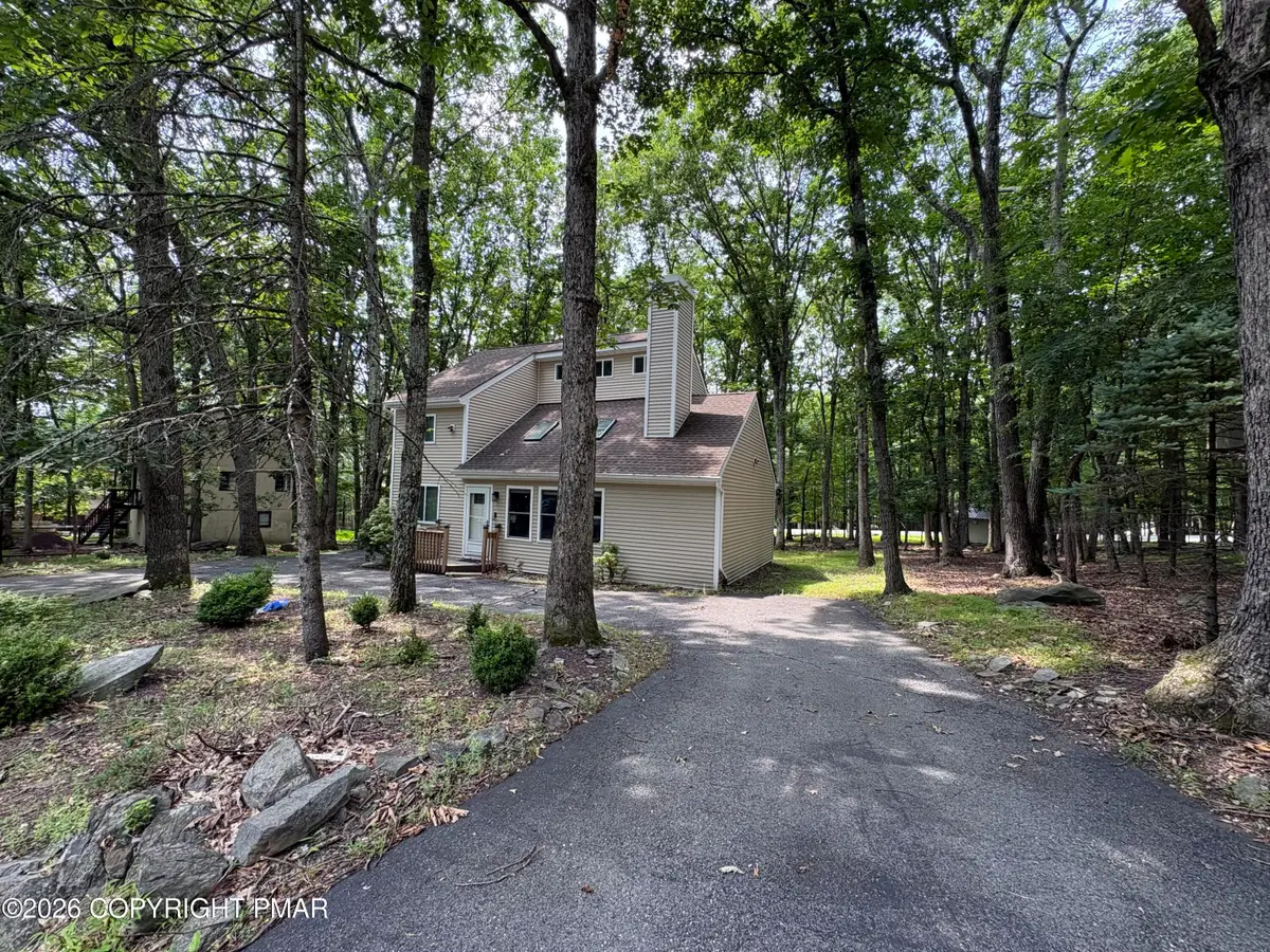 319 Hyland Drive, East Stroudsburg, PA 18301 - #1