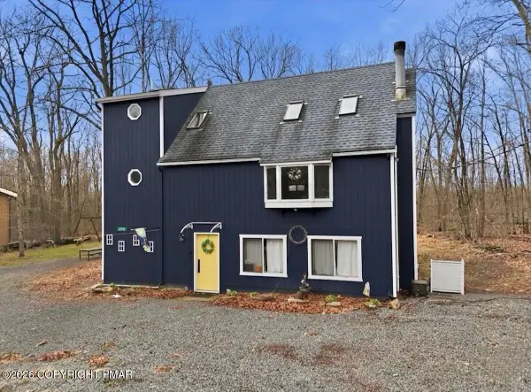 292 Paxinos Drive, Pocono Lake, PA 18347