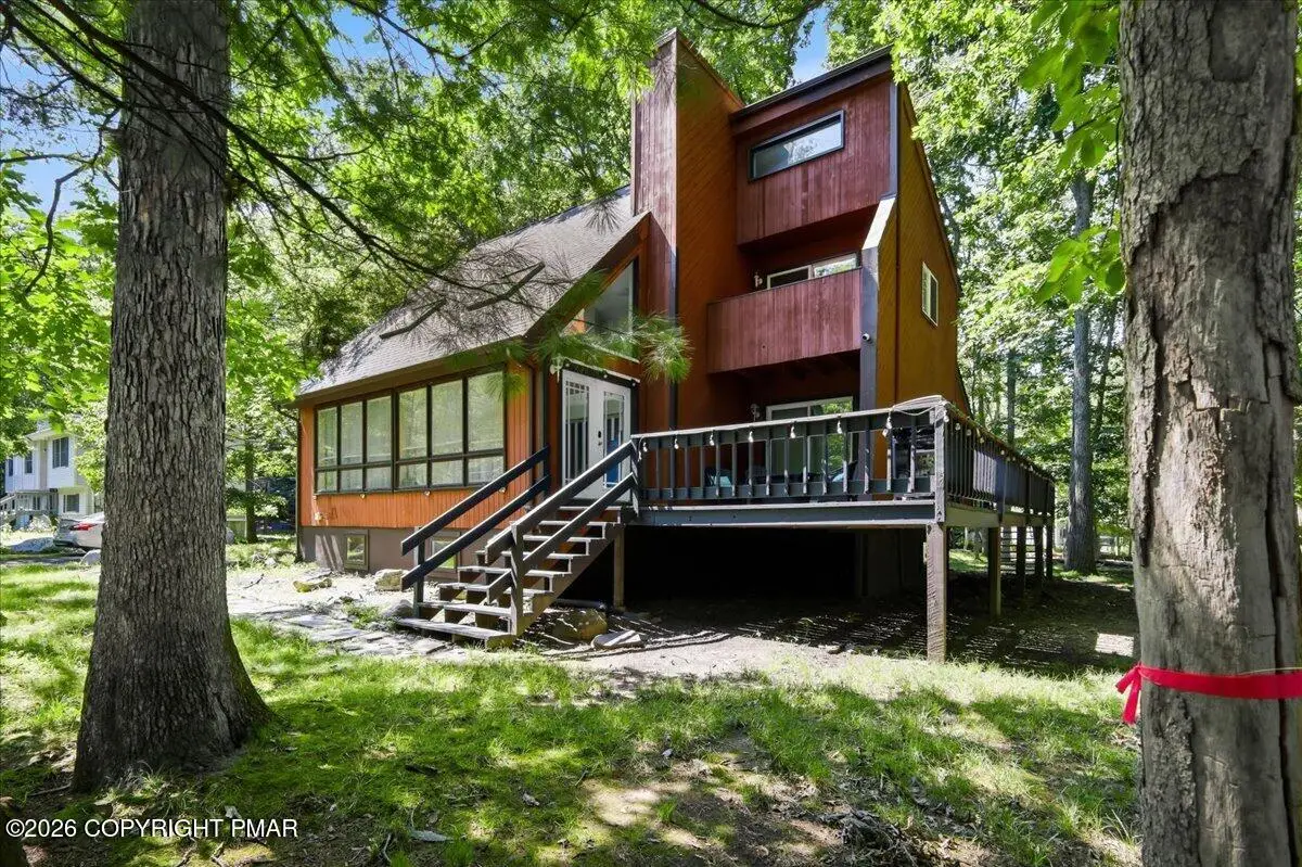 328 Fernwood Drive, East Stroudsburg, PA 18301 - #1