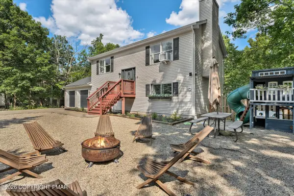 2083 Scarborough Way, Bushkill, PA 18324
