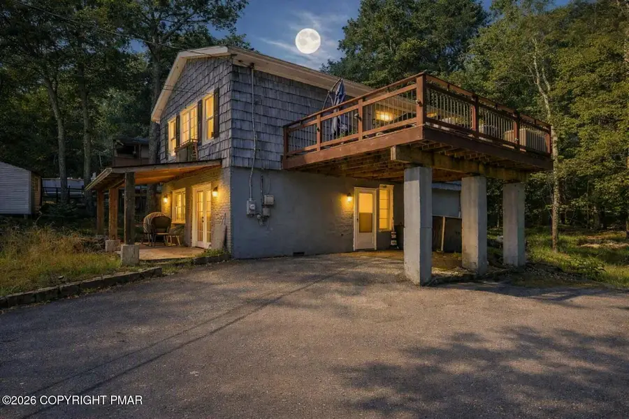 1093 Porter Drive, Bushkill, PA 18324 - #2