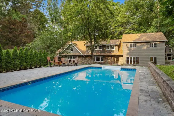 360 Babbling Brook Road, Scotrun, PA 18355