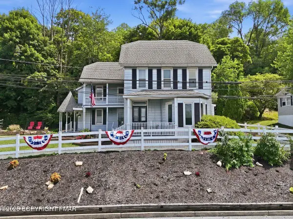 721 Lehigh Gap Street, Walnutport, PA 18088