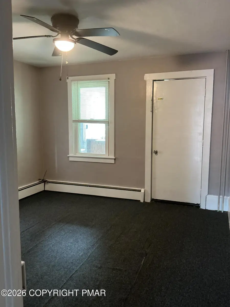 135 W Ridge Street, Nesquehoning, PA 18240 - #3
