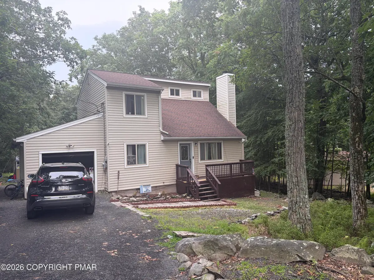 2133 Mallard Court, Bushkill, PA 18324 - #1