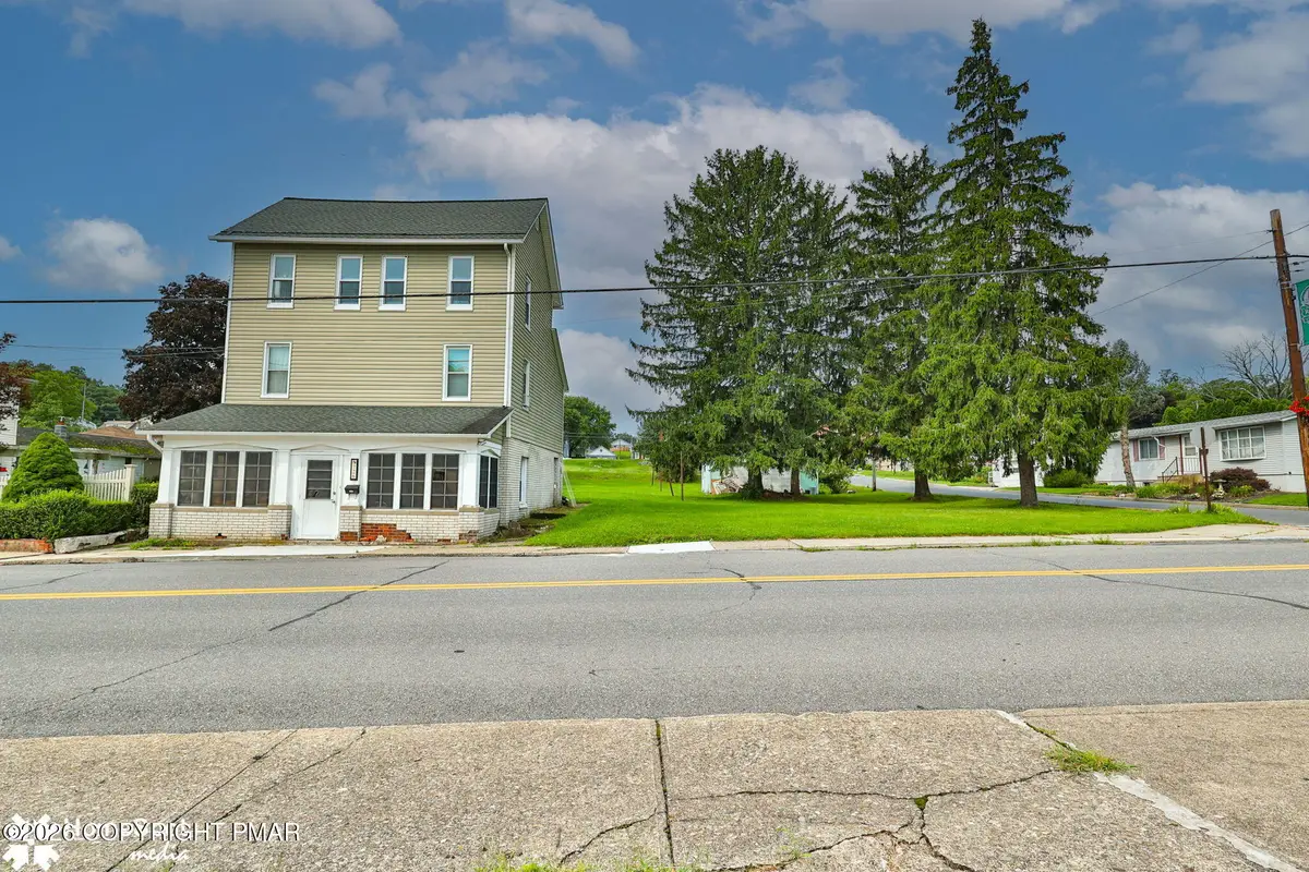 726 Garibaldi Avenue, Roseto, PA 18013 - #1