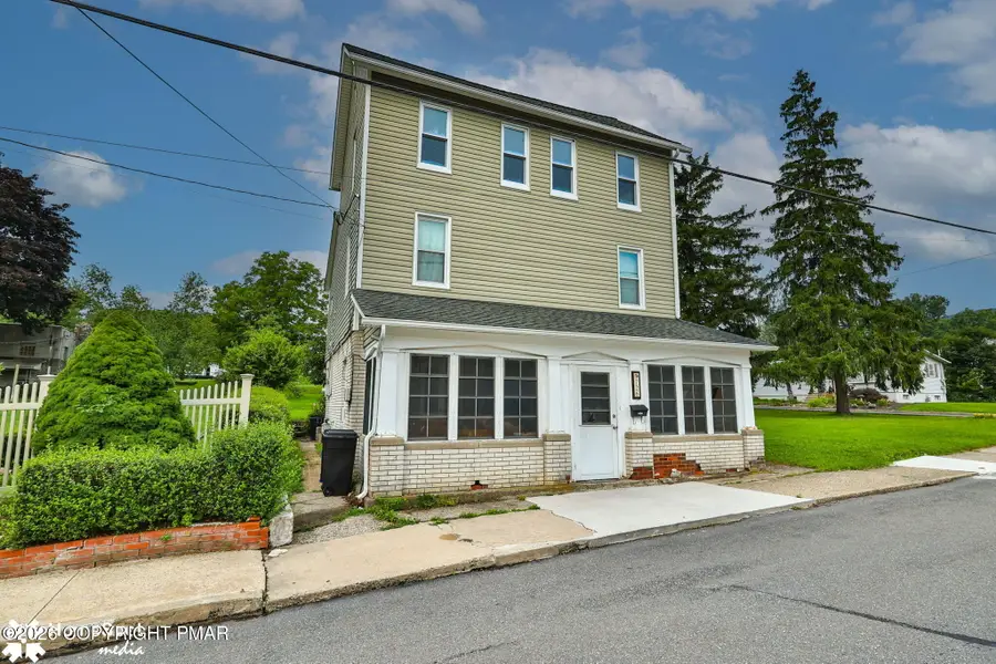 726 Garibaldi Avenue, Roseto, PA 18013 - #3