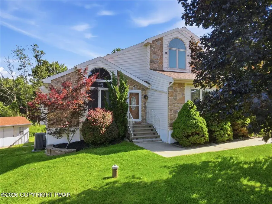 89 Northpark Drive E, East Stroudsburg, PA 18302 - #3