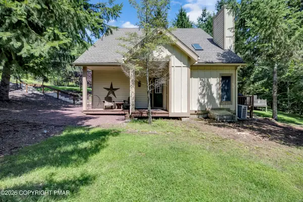 411 Hickory Drive, Tannersville, PA 18372