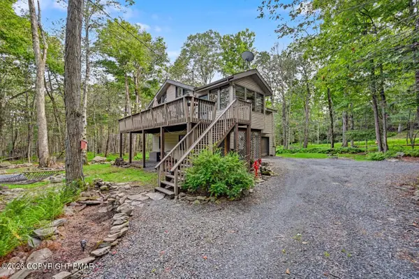 12 Mildred Drive, Clifton Township, PA 18424