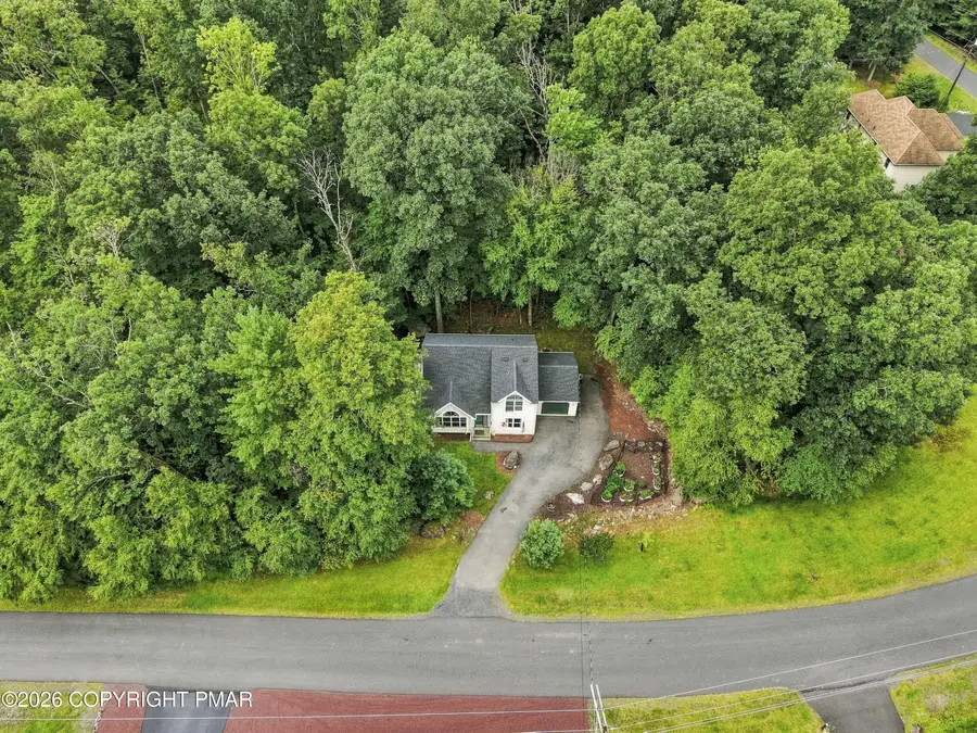 123 Pasquin Drive, East Stroudsburg, PA 18301 - #2