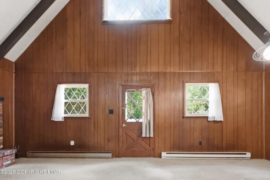 3307 Red Run Road, Pocono Summit, PA 18346 - #3