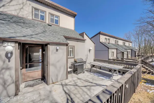 246 High Pass Way, Tannersville, PA 18372