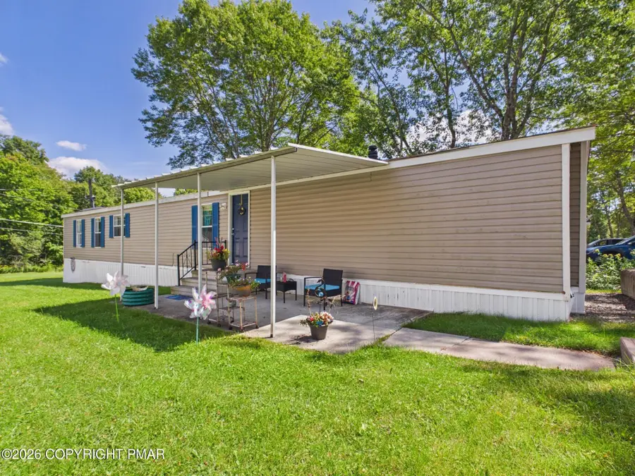 15 Clifton Manor Drive, Clifton, PA 18424 - #3