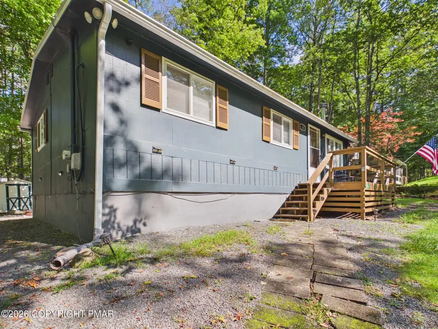 252 Pontiac Path, Pocono Lake, PA 18347 - #2