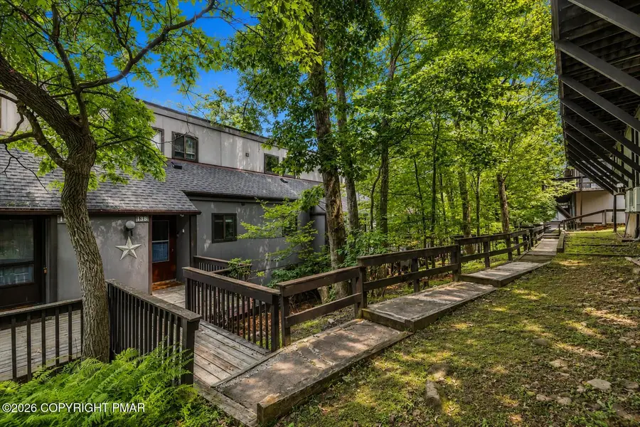 138 Cross Country Lane, Tannersville, PA 18372 - #3