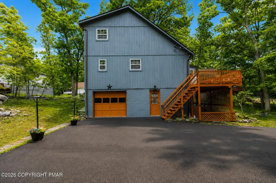 2128 Apley Drive, Bushkill, PA 18324 - #2