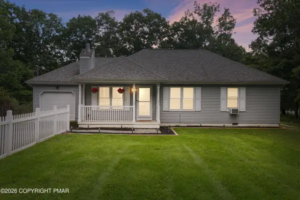 7 Flagstone Lane, East Stroudsburg, PA 18302