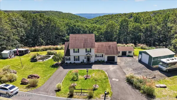 151 Colleen Drive, Blakeslee, PA 18610