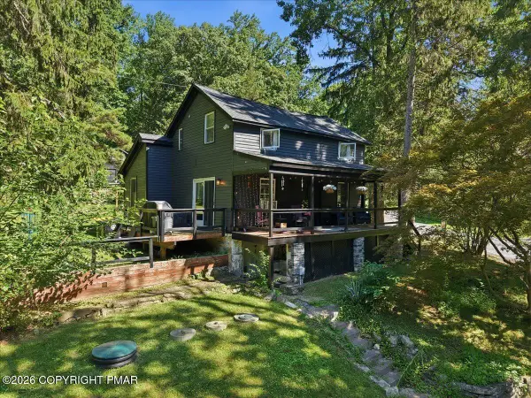 1408 Fox Gap Road, Bangor, PA 18013