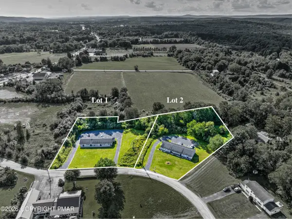 219 Lamplight Drive, Brodheadsville, PA 18322