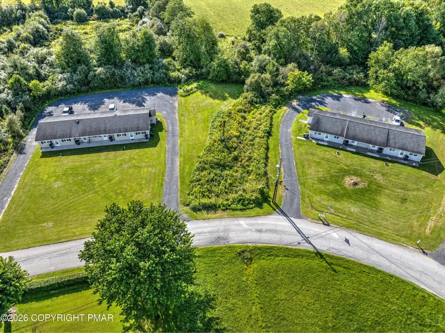 213 Lamplight Drive, Brodheadsville, PA 18322 - #3
