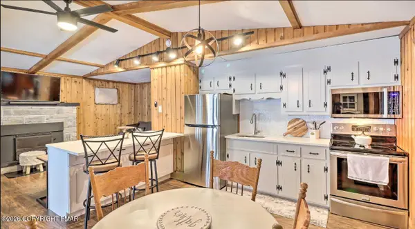 113 Beech Lane, Pocono Lake, PA 18347