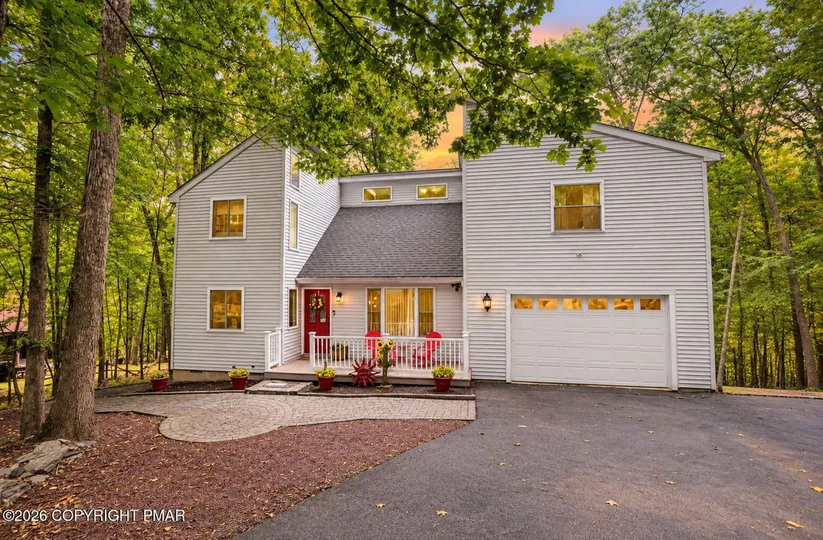 203 St Andrews Drive, Bushkill, PA 18324 - #1