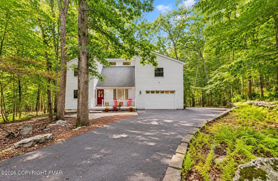 203 St Andrews Drive, Bushkill, PA 18324 - #2