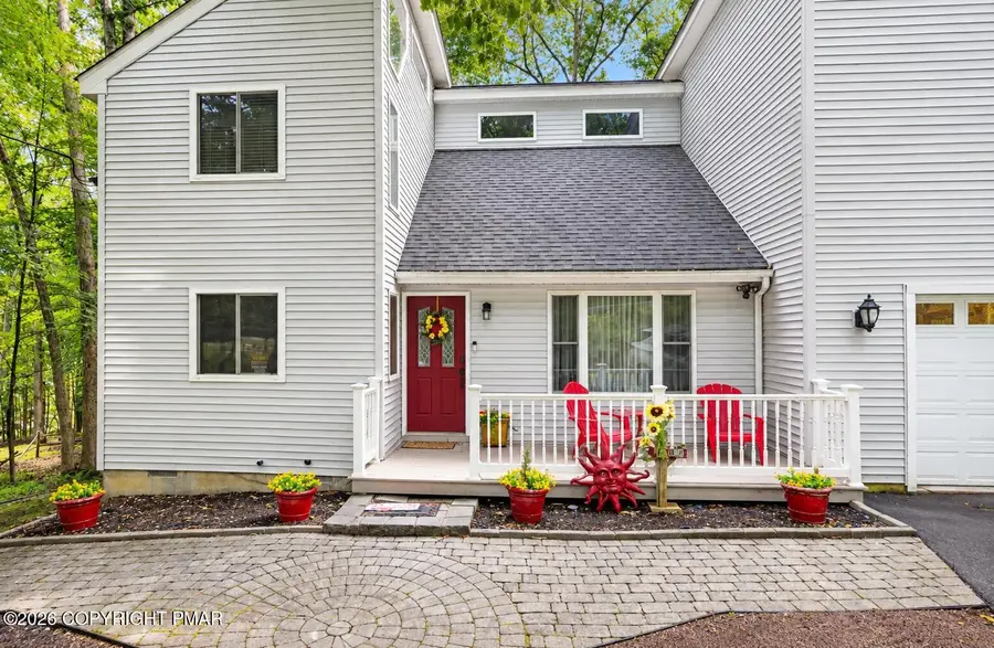 203 St Andrews Drive, Bushkill, PA 18324 - #3