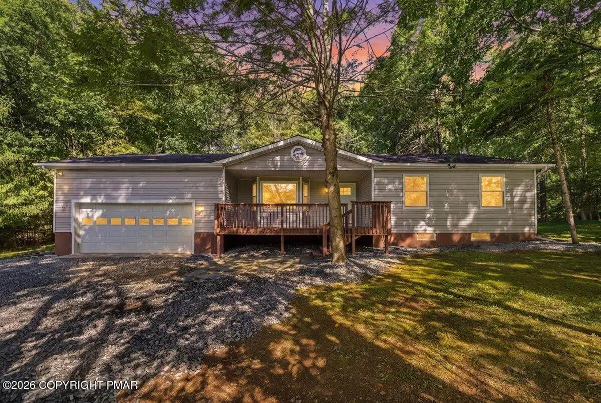 33 Huckleberry Drive, East Stroudsburg, PA 18302 - #1