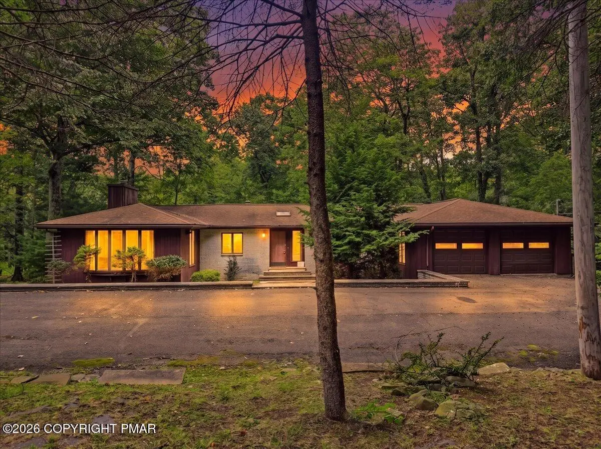 1586 Sullivan Trail, Tannersville, PA 18372 - #1