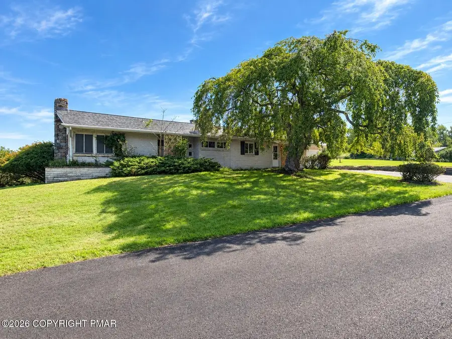 1016 Lindbergh Avenue, Stroudsburg, PA 18360 - #2