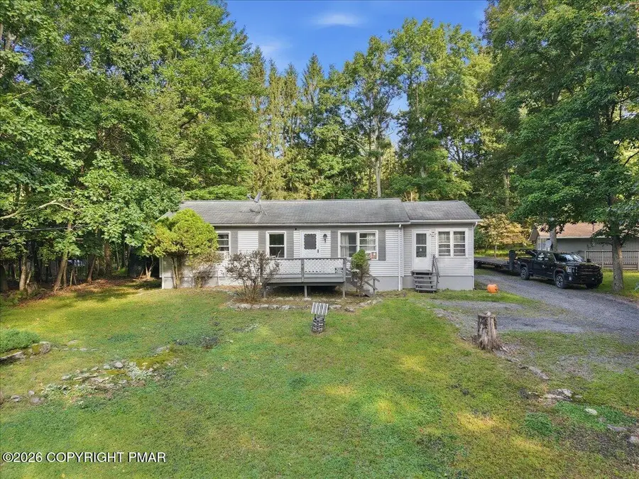 6052 Little Bear Lane, East Stroudsburg, PA 18302 - #2