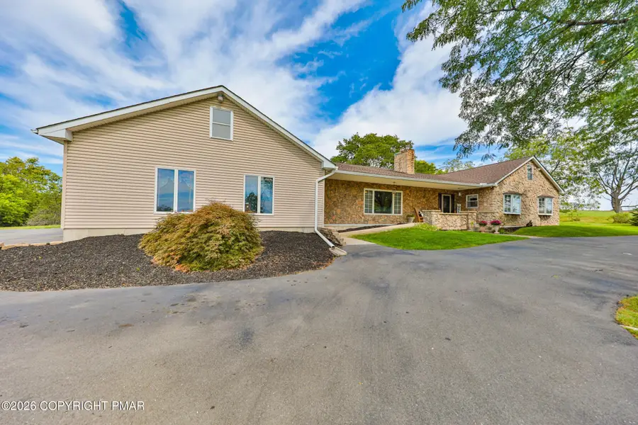 295 Crown View Drive, Easton, PA 18040 - #2