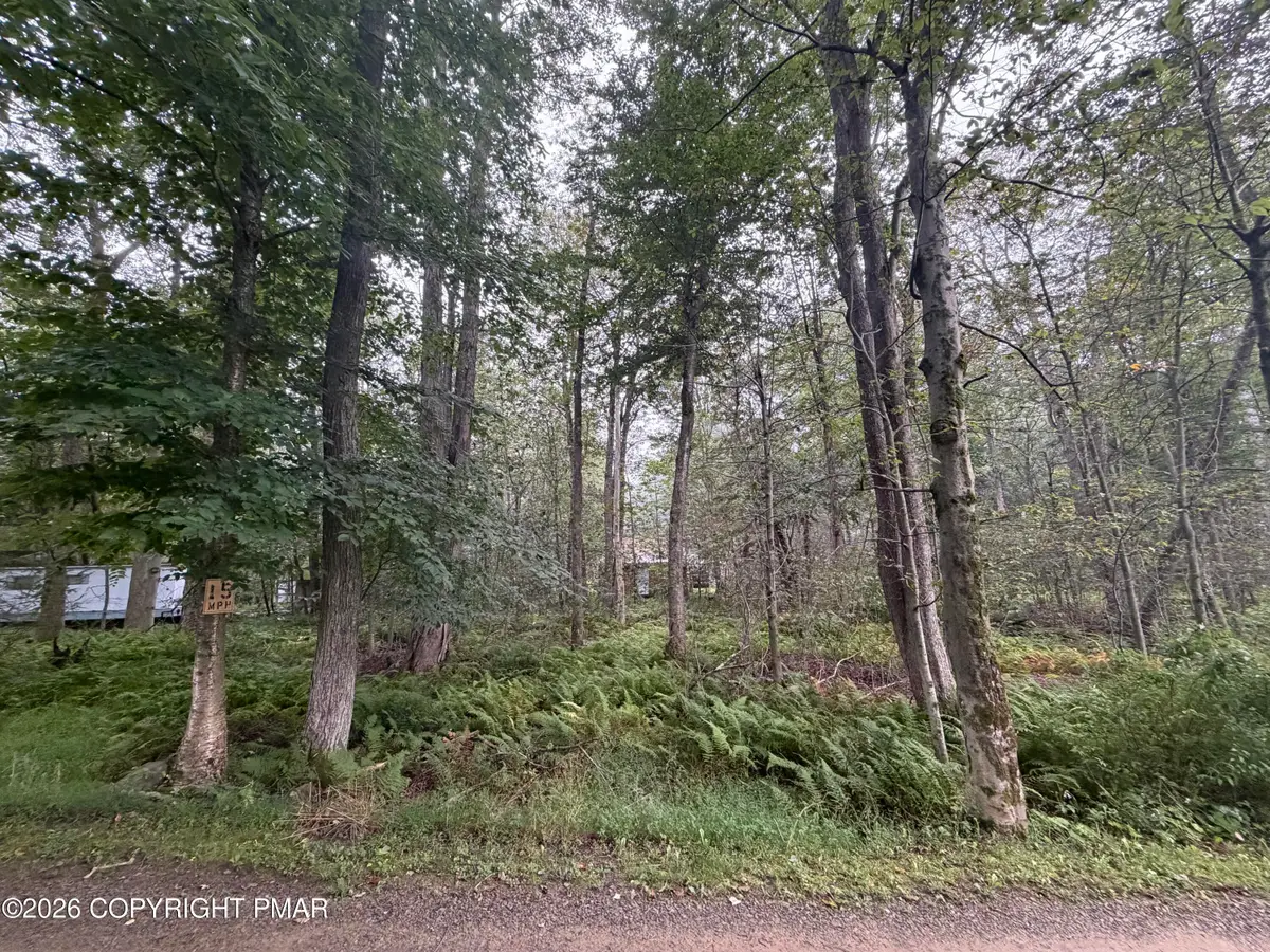 E/114-118 Bent Bow Path, Gouldsboro, PA 18424 - #1