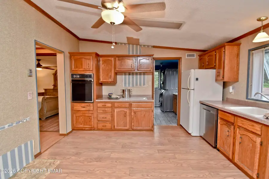 316 Poplar Valley Road W, Stroudsburg, PA 18360 - #2