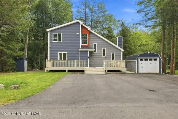 5121 Eagle Place, Pocono Summit, PA 18346