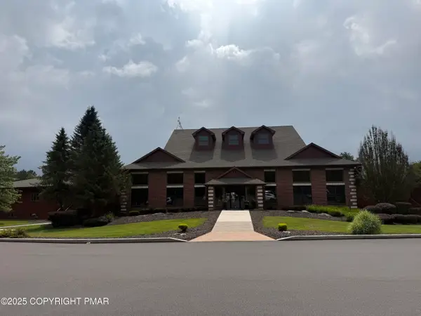 255R Laurel Valley Drive, Hazleton, PA 18202