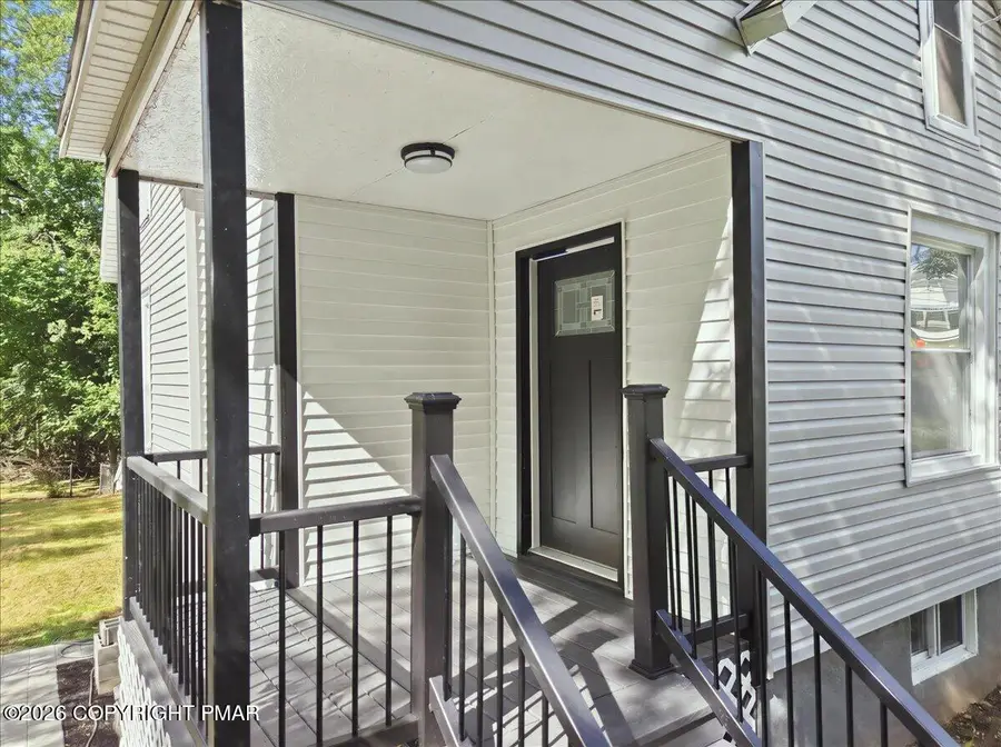 289 Brodhead Avenue, East Stroudsburg, PA 18301 - #3