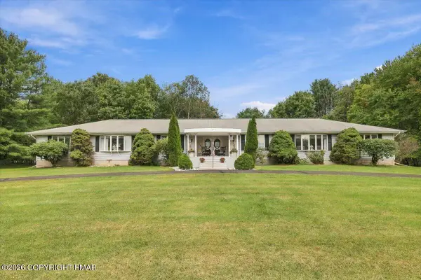 612 Sunlite Lane, Stroudsburg, PA 18360