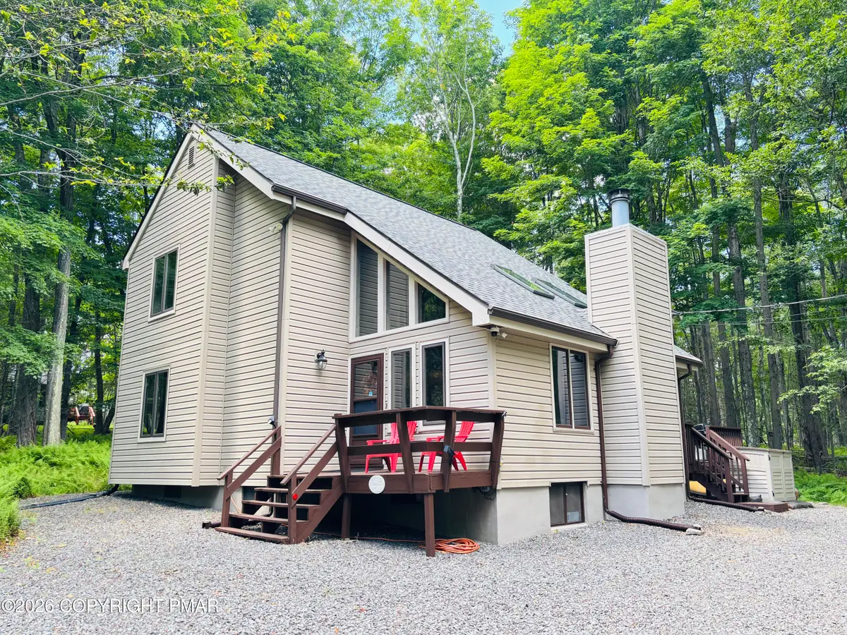 31 Ingrid Drive, Clifton, PA 18424 - #1