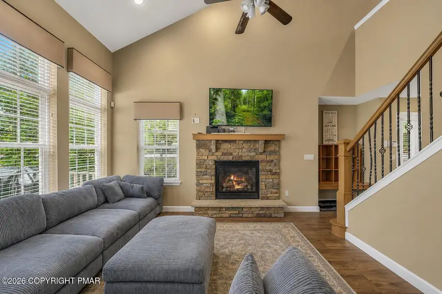 12 Beachwood Court, Lake Harmony, PA 18624 - #2