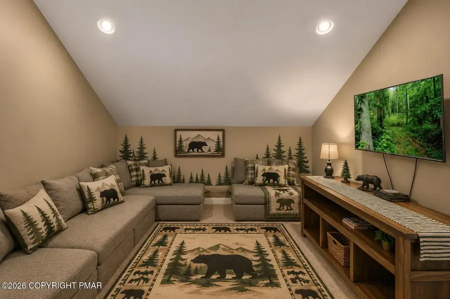 12 Beachwood Court, Lake Harmony, PA 18624 - #3